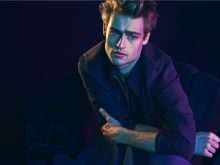 Douglas Booth