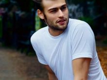 Douglas Booth