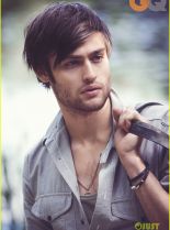 Douglas Booth photo