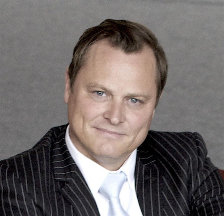 Douglas Evans