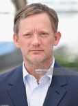 Douglas Henshall