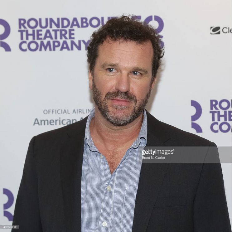 Douglas Hodge