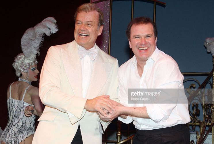 Douglas Hodge