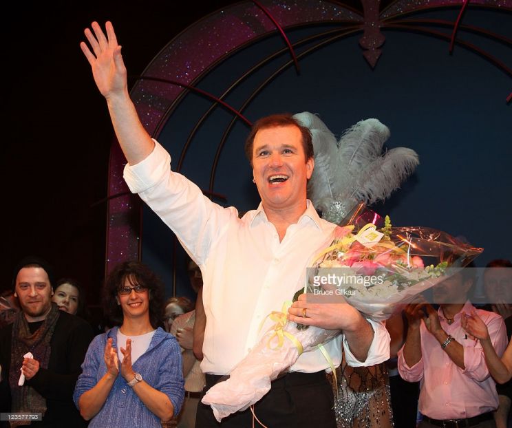 Douglas Hodge