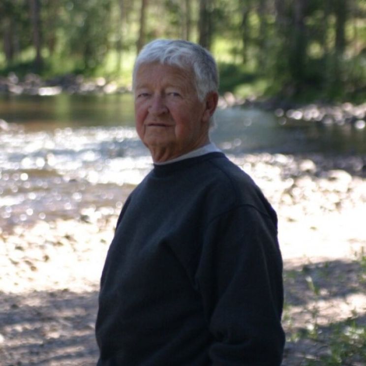 Douglas Russell