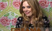 Dreama Walker