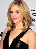 Dreama Walker