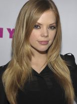 Dreama Walker