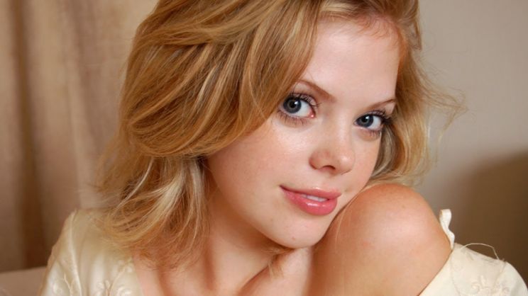 Dreama Walker