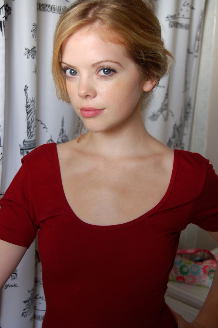 Dreama Walker