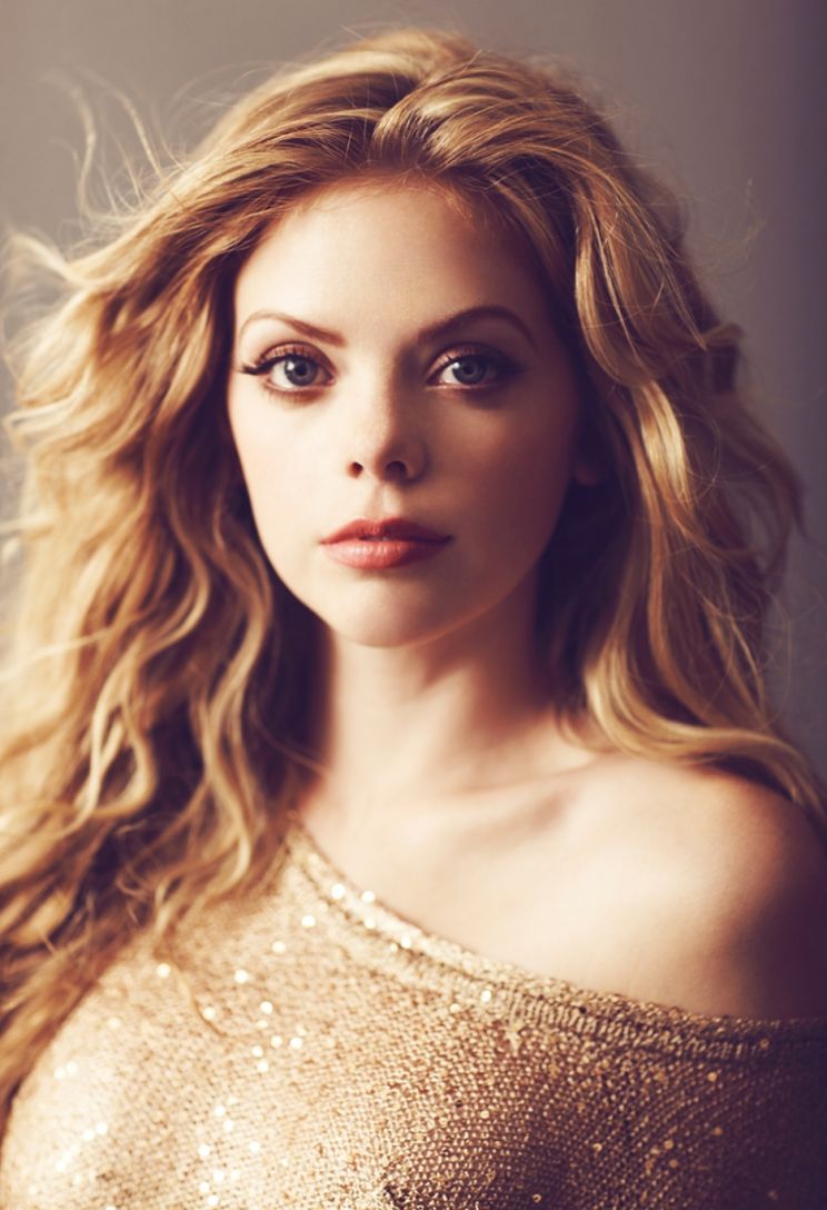 Dreama Walker