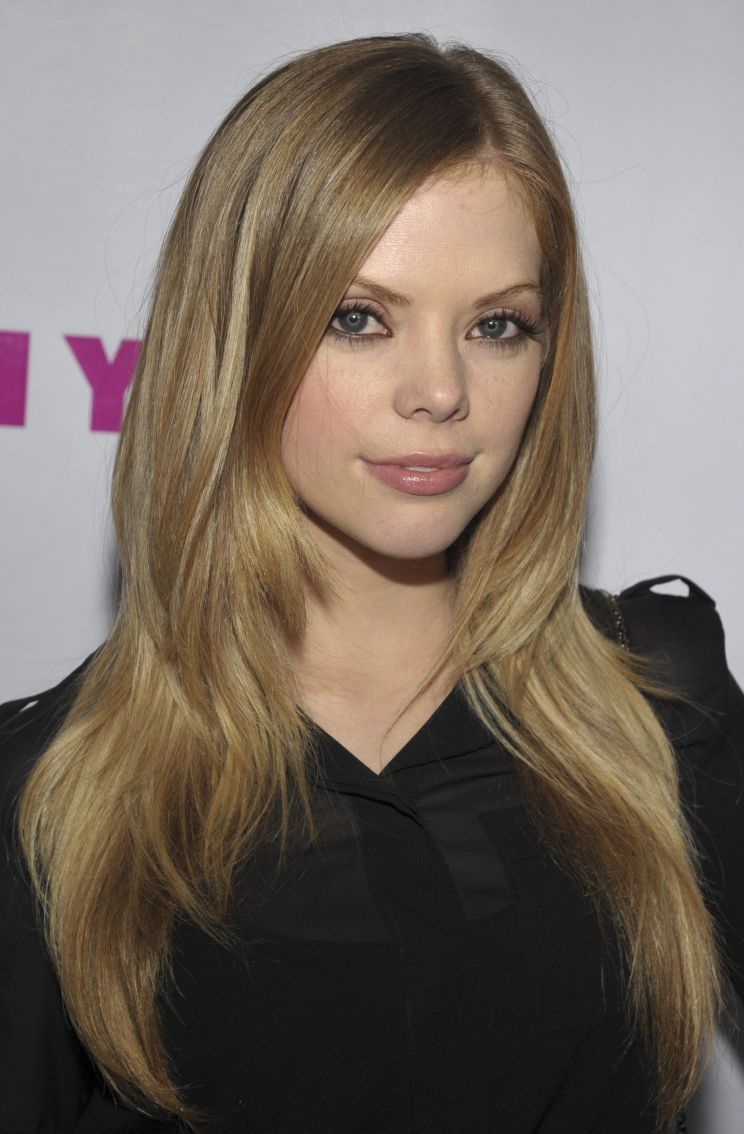 Dreama Walker