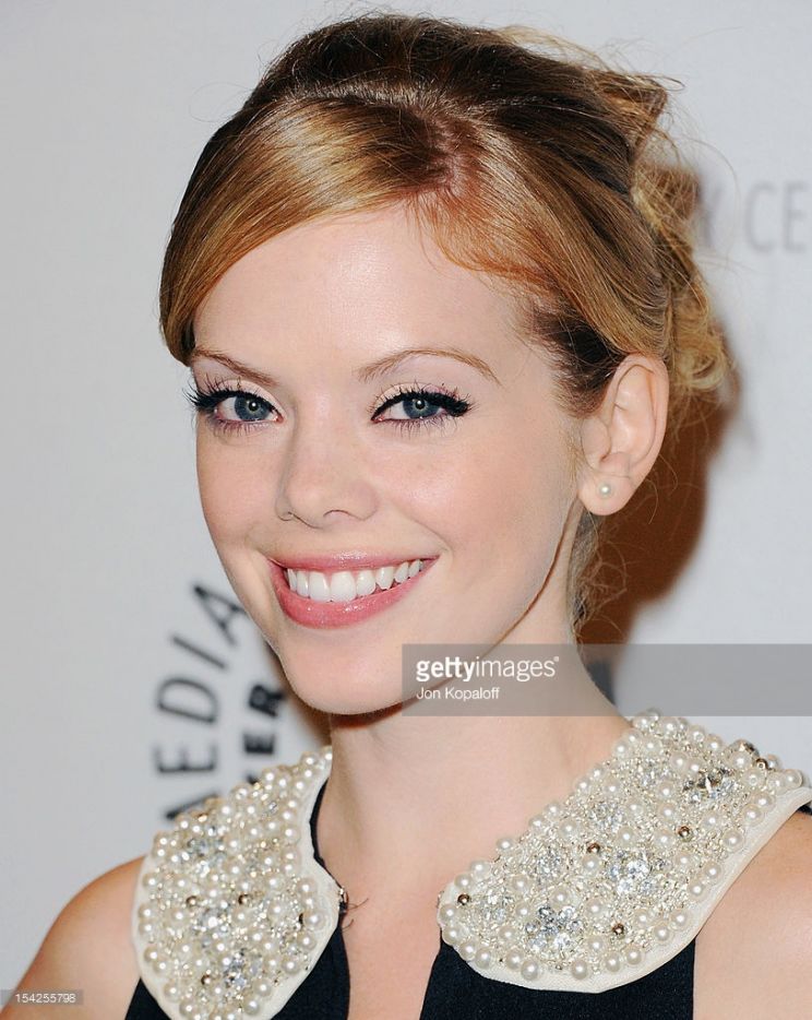 Dreama Walker