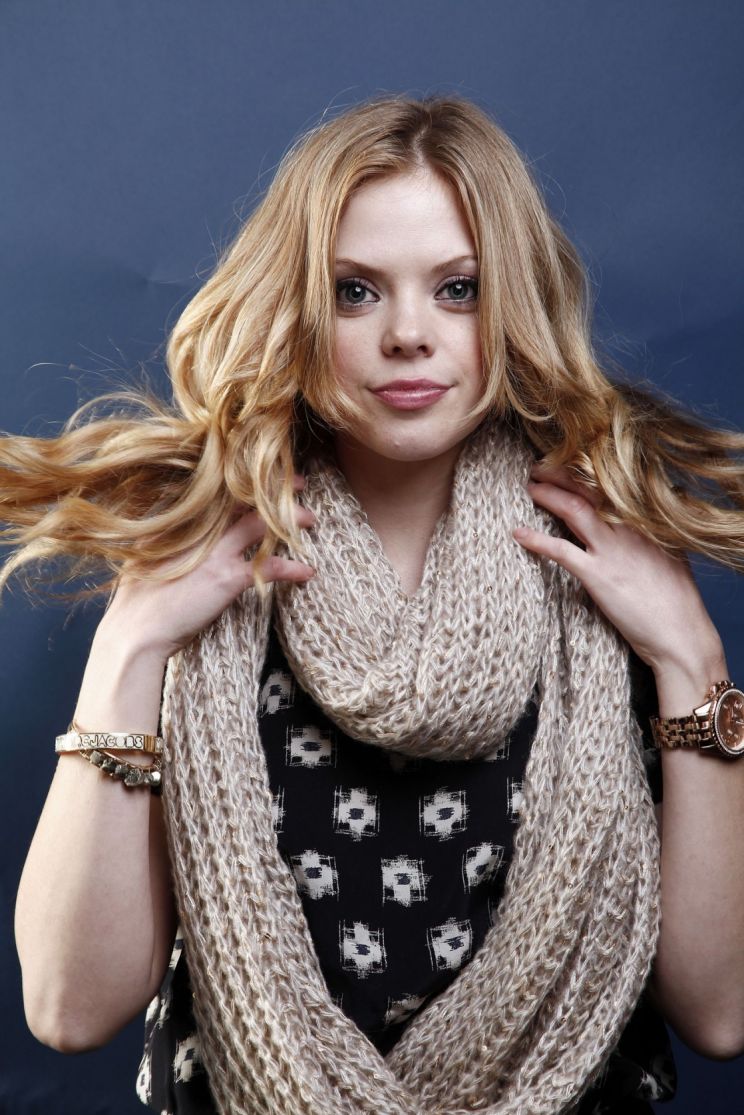 Dreama Walker