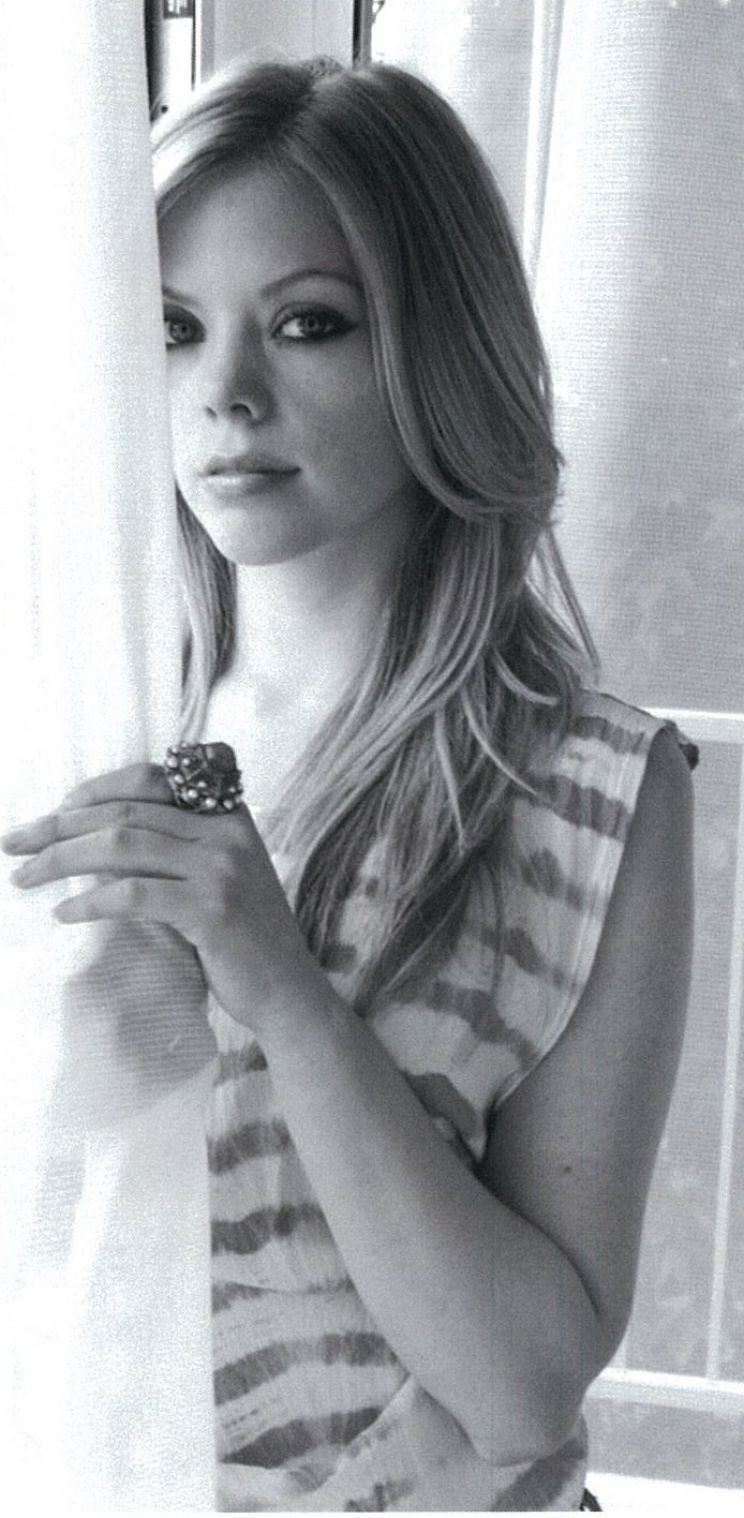 Dreama Walker