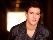 Drew Roy