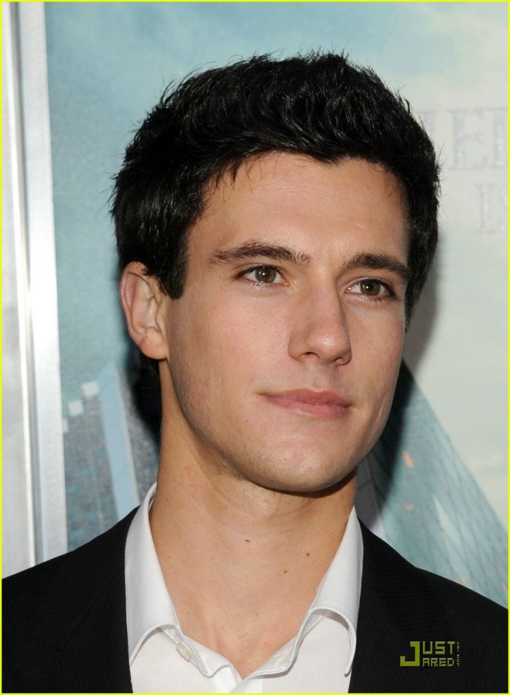 Drew Roy