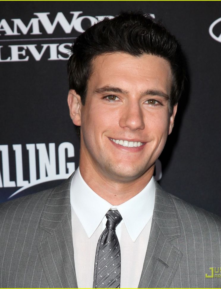 Drew Roy