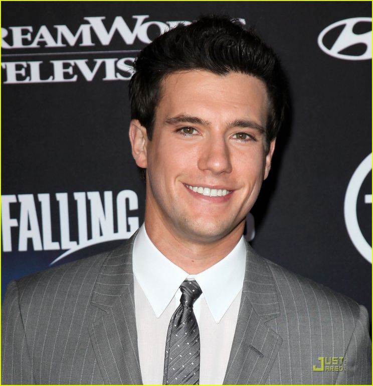 Drew Roy