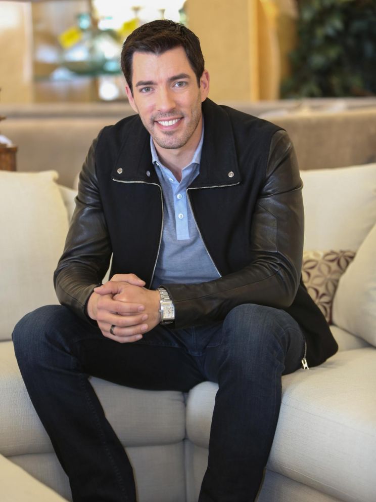 Drew Scott