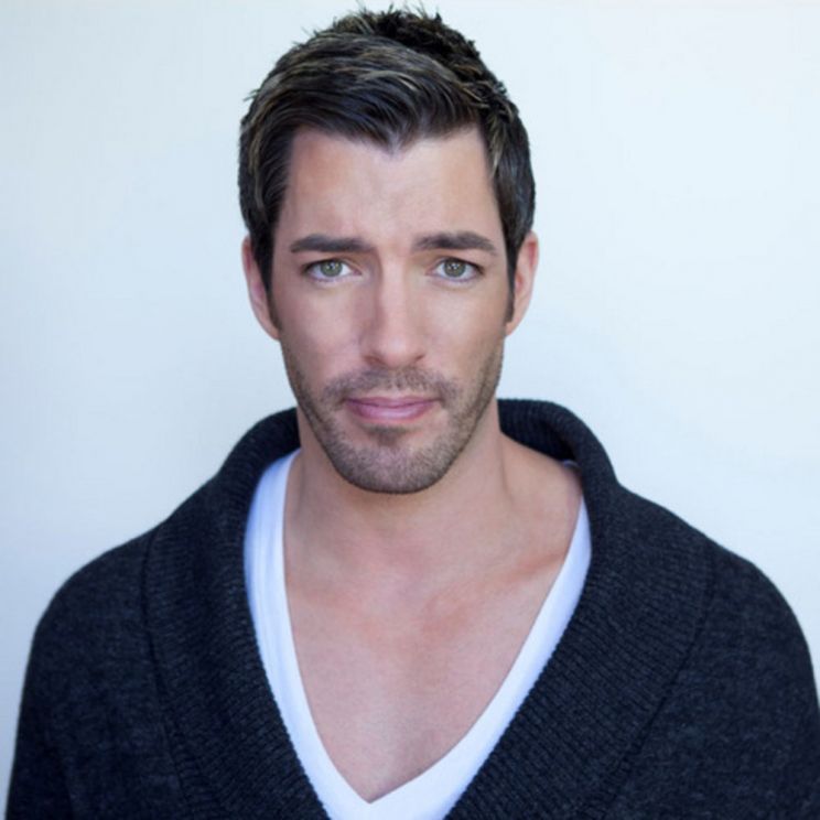 Drew Scott