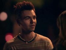 Drew Tarver