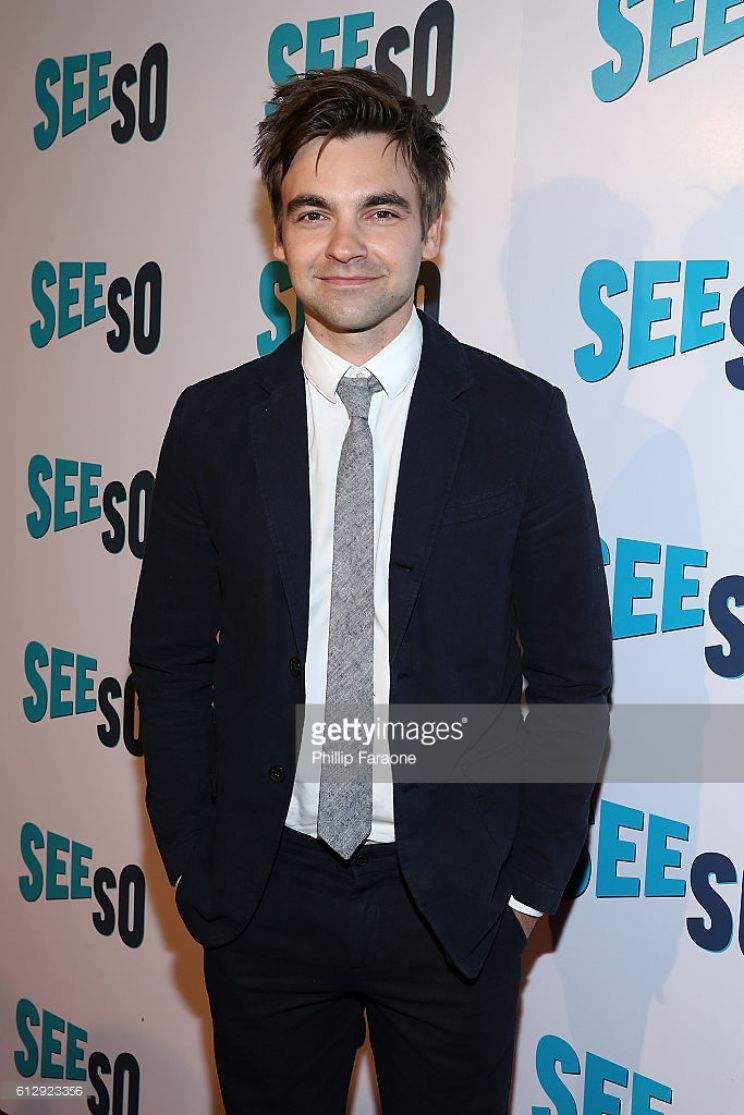 Drew Tarver