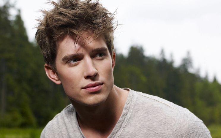 Drew Van Acker