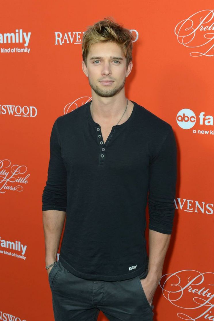 Drew Van Acker