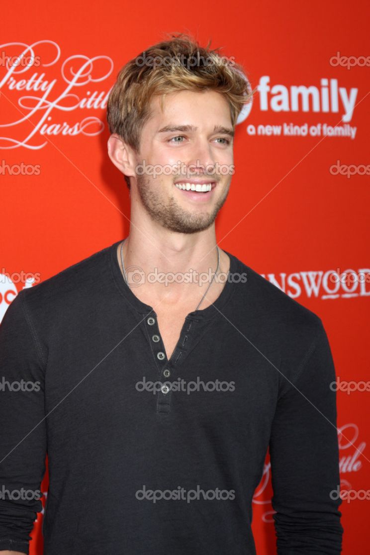 Drew Van Acker