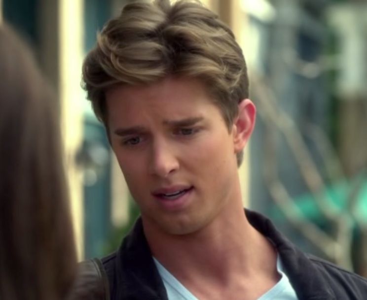 Drew Van Acker