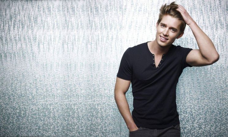 Drew Van Acker