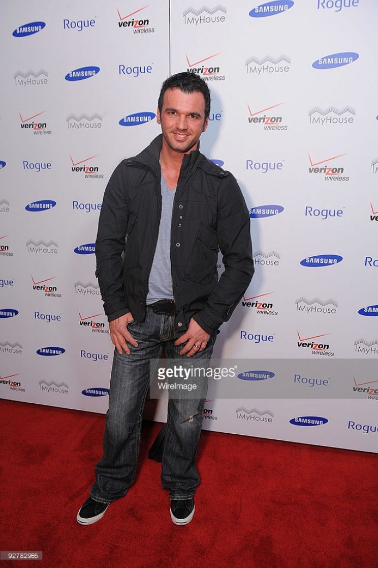 Driton 'Tony' Dovolani
