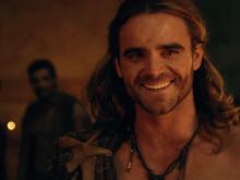 Dustin Clare