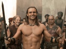 Dustin Clare