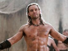 Dustin Clare