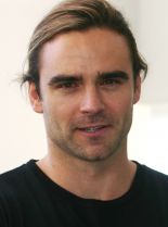 Dustin Clare