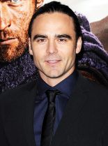 Dustin Clare