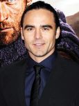 Dustin Clare