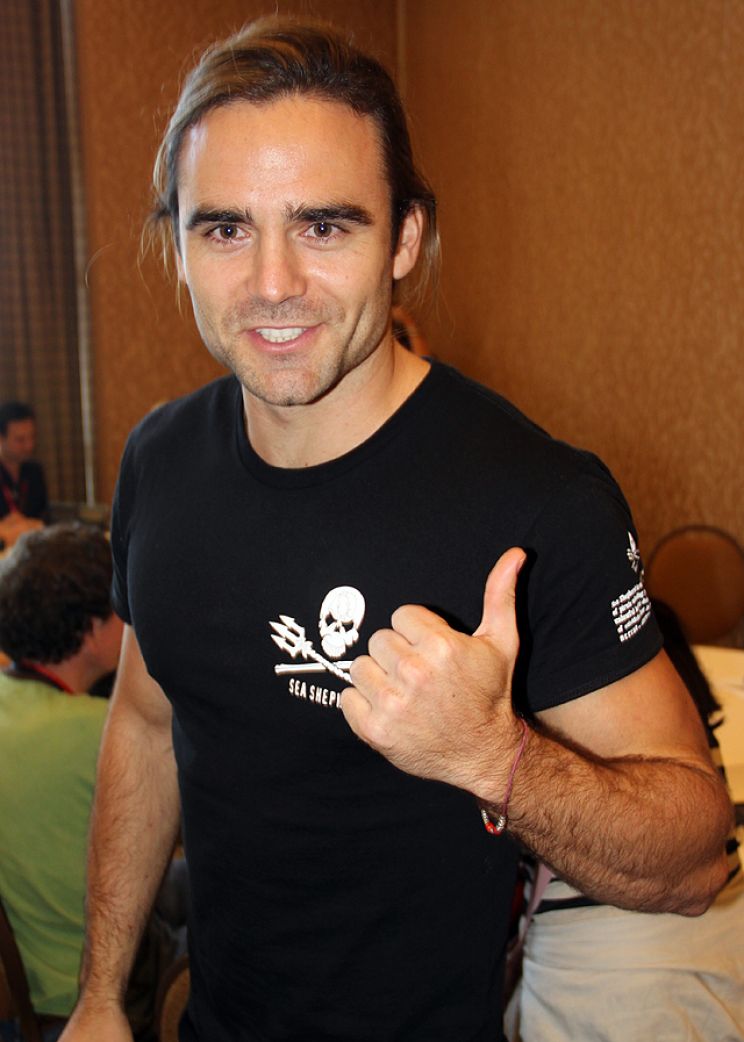 Dustin Clare