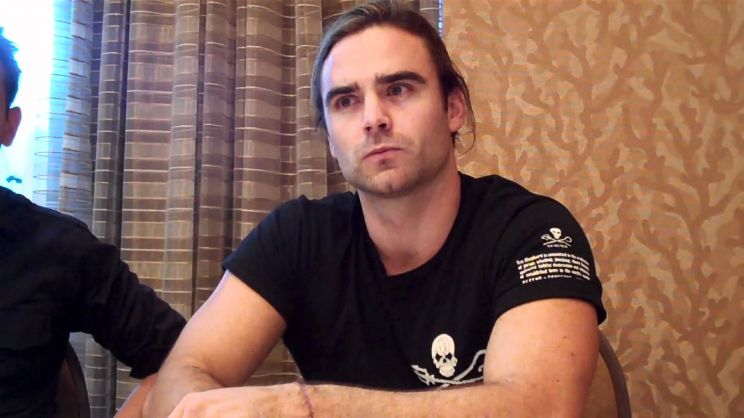Dustin Clare