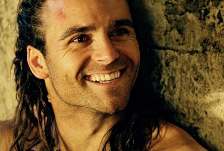 Dustin Clare