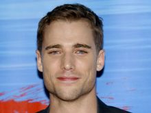 Dustin Milligan