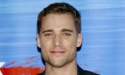 Dustin Milligan