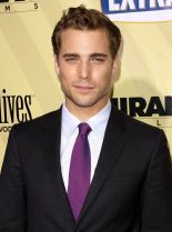 Dustin Milligan