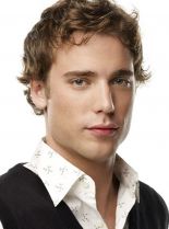 Dustin Milligan