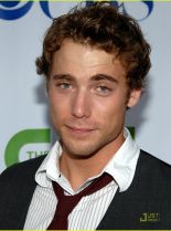 Dustin Milligan