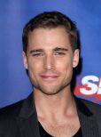 Dustin Milligan