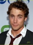 Dustin Milligan