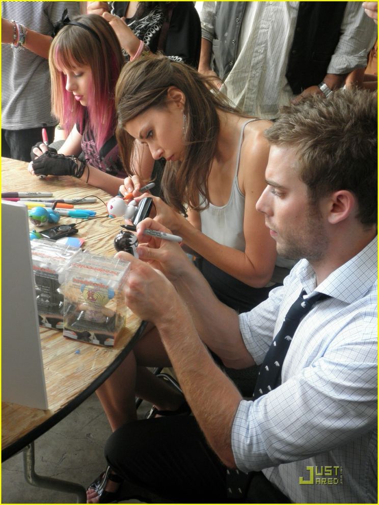 Dustin Milligan
